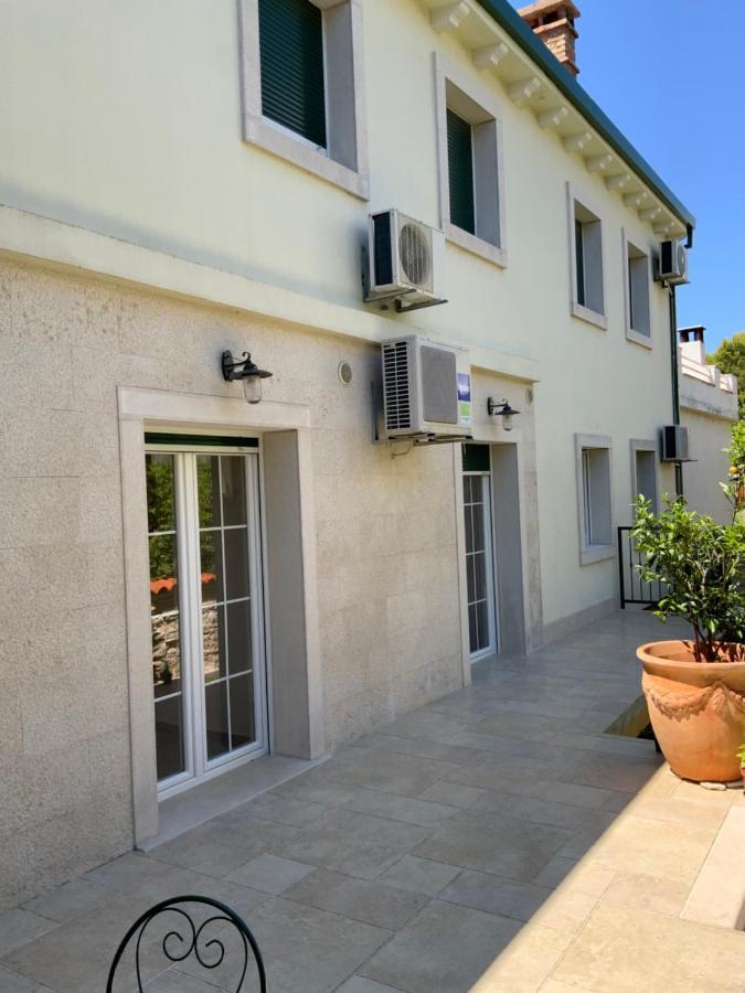 PUY Apartment Provance מראה חיצוני תמונה