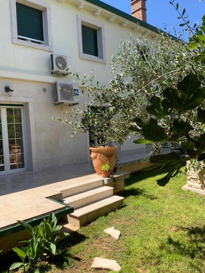 PUY Apartment Provance מראה חיצוני תמונה